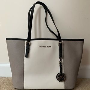 MK purse